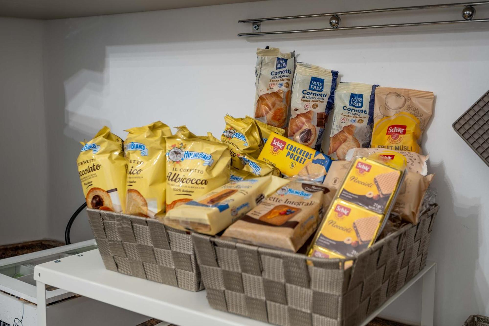 Di Fiore Bed Breakfast Cisterna di Latina Exteriör bild